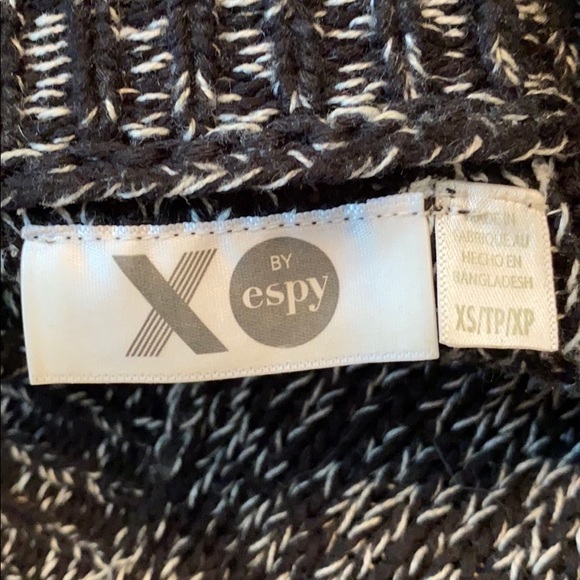 XO by espy open back sweater size XS - Picture 6 of 6